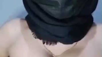Nenen Mungil Nina Asanti Jilbab Menggoda